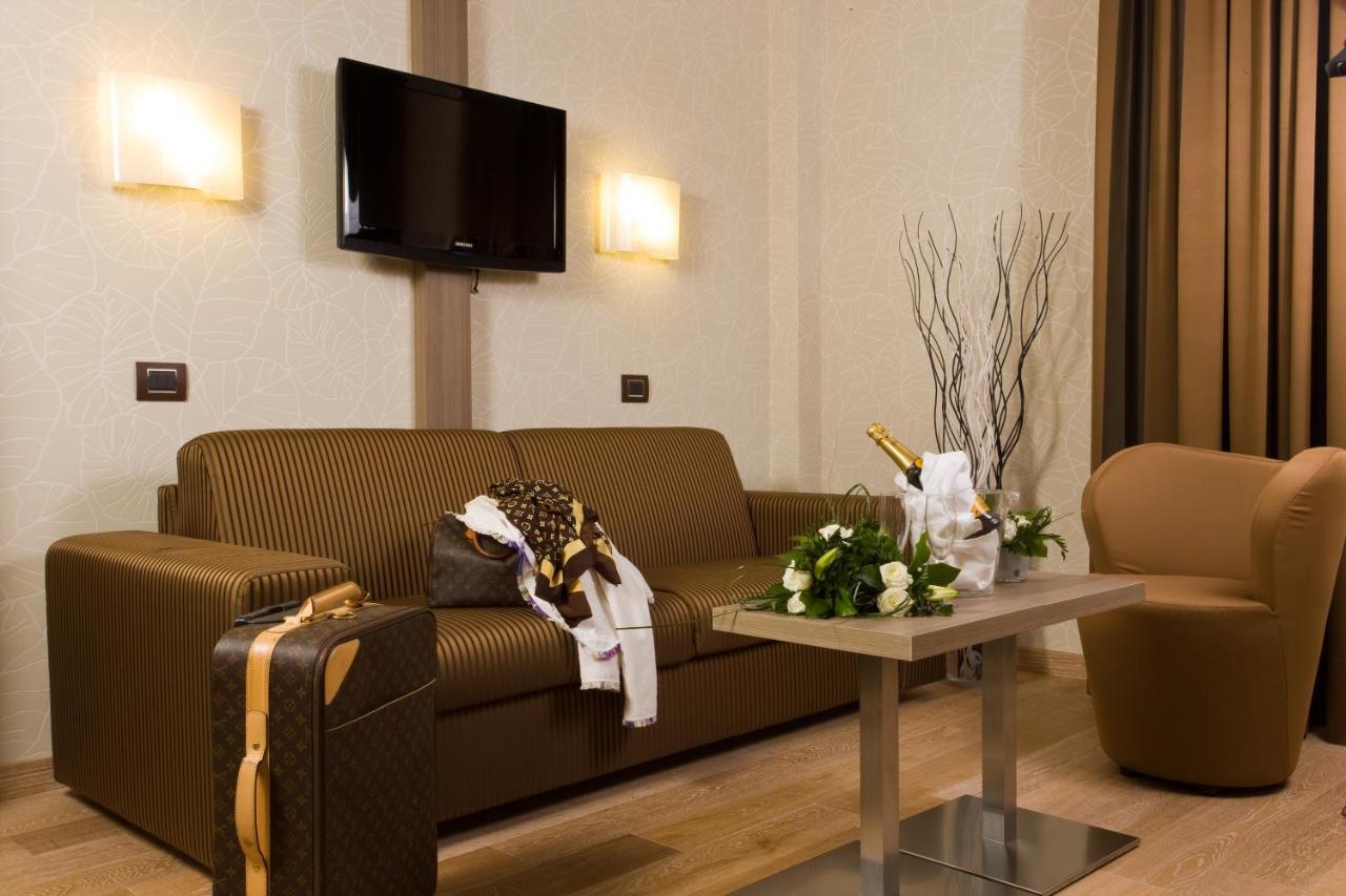 Hotel Cosmopolitan Bologna Esterno foto